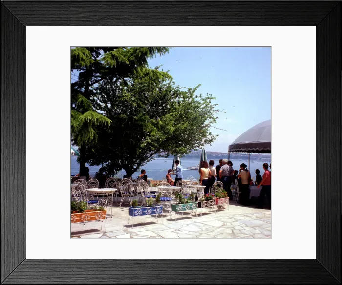 Framed Print : Restaurant in the grounds of Topkapi Palace Framed Print : Restaurant in the grounds of Topkapi Palace
