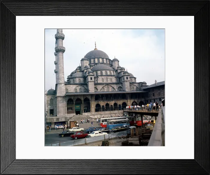 Framed Print : Yeni Valide Sultan Camii (the New Mosque') Framed Print : Yeni Valide Sultan Camii (the New Mosque')
