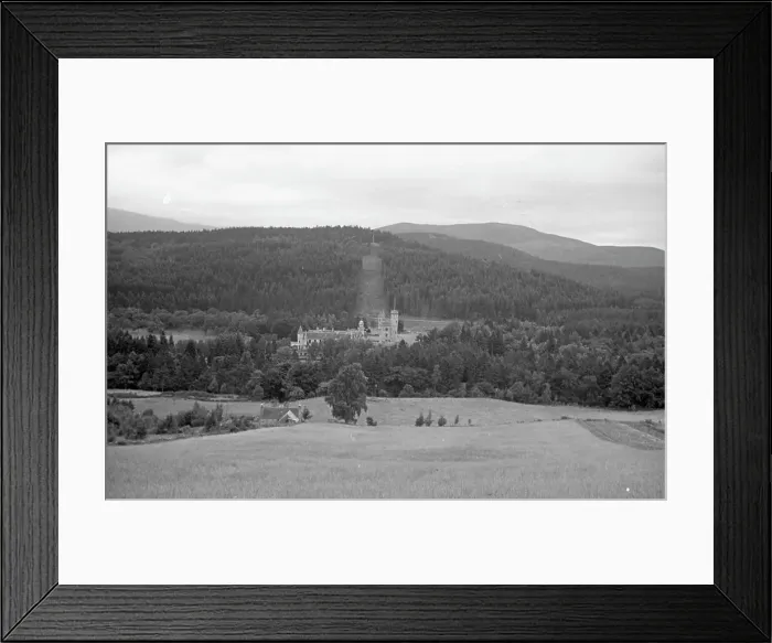 Framed Print : Balmoral Castle - owned by Queen Elizabeth II Framed Print : Balmoral Castle - owned by Queen Elizabeth II