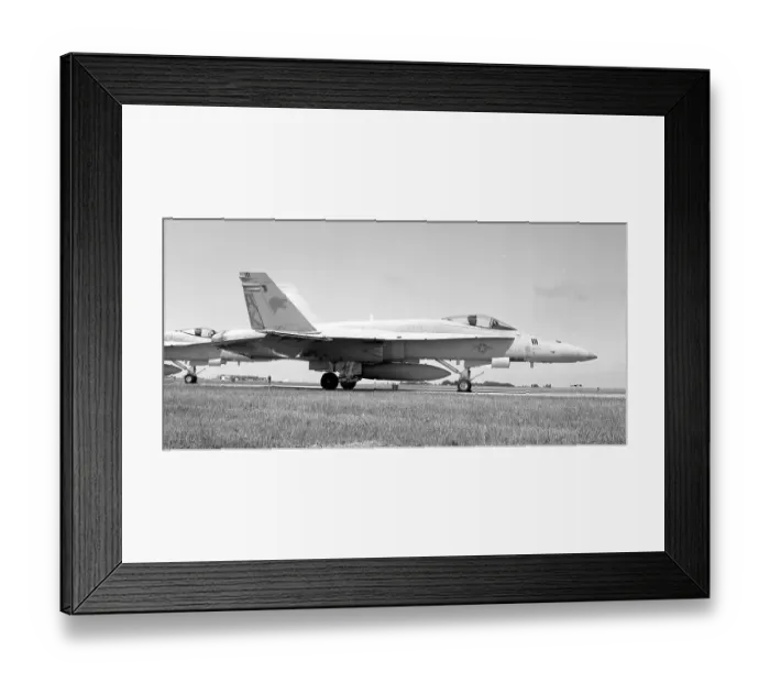 Framed Print : McDonnell Douglas F-A-18A Hornet 162450 Framed Print : McDonnell Douglas F-A-18A Hornet 162450