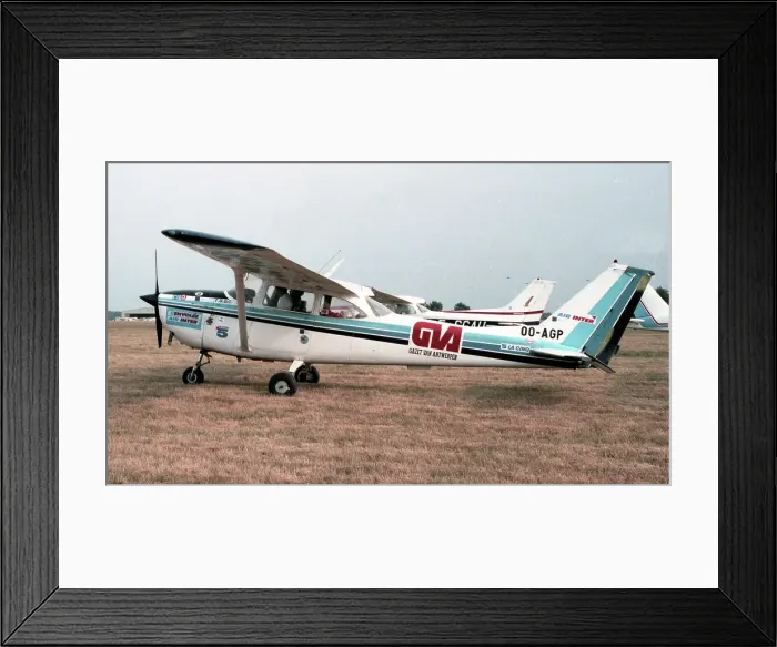 Framed Print : Cessna 172H Skyhawk OO-AGP Framed Print : Cessna 172H Skyhawk OO-AGP