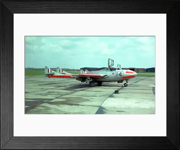 Framed Print : de Havilland DH. 115 Vampire T. 11 XE927 14 Framed Print : de Havilland DH. 115 Vampire T. 11 XE927 14