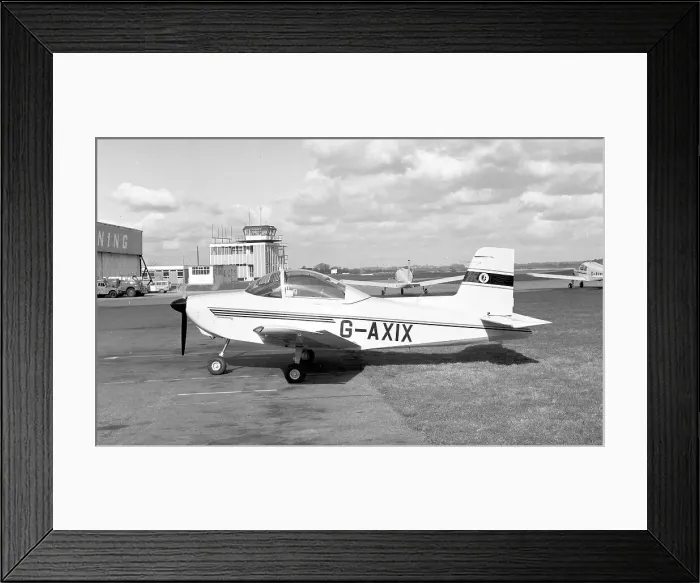 Framed Print : AESL Airtourer Super 150-T4 G-AXIX Framed Print : AESL Airtourer Super 150-T4 G-AXIX