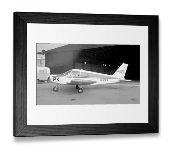 Framed Print : Piper PA-28 Cherokee G-ASPK Framed Print : Piper PA-28 Cherokee G-ASPK
