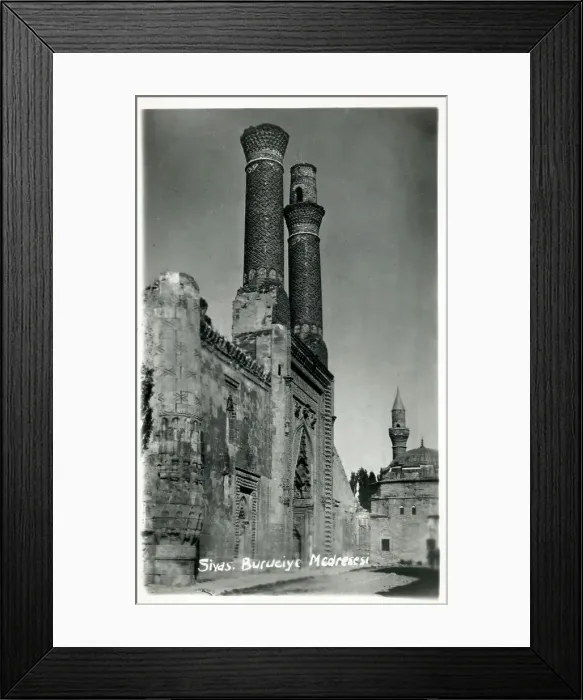 Framed Print : Sifaiye Medresesi at Sivas, Turkey Framed Print : Sifaiye Medresesi at Sivas, Turkey