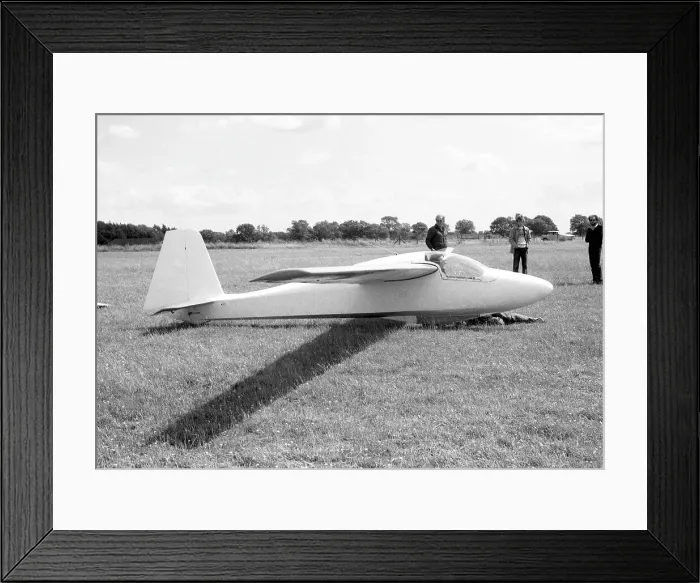 Framed Print : EoN Olympia 460 Framed Print : EoN Olympia 460