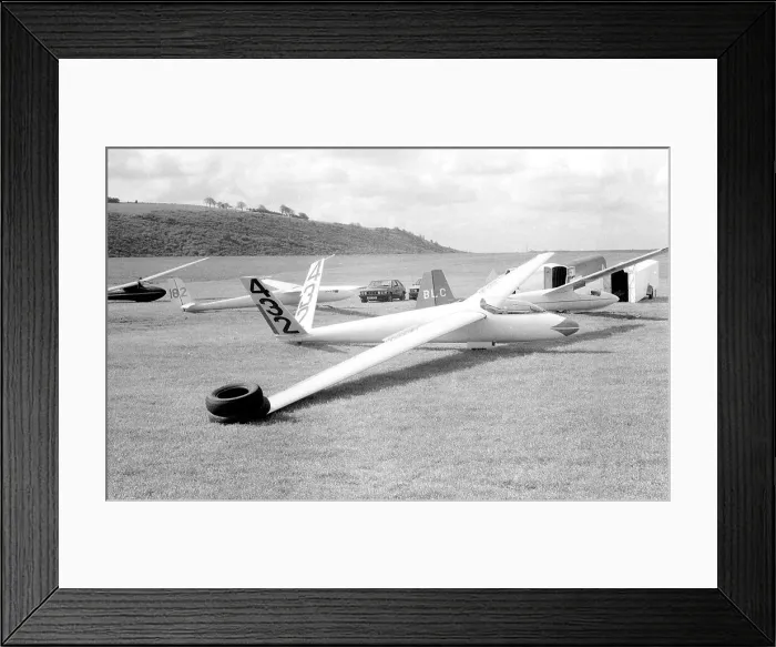 Framed Print : Schempp-Hirth SHK 432 Framed Print : Schempp-Hirth SHK 432