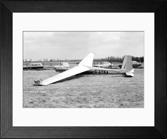 Framed Print : Let L-13 Blanik G-ATRA Framed Print : Let L-13 Blanik G-ATRA
