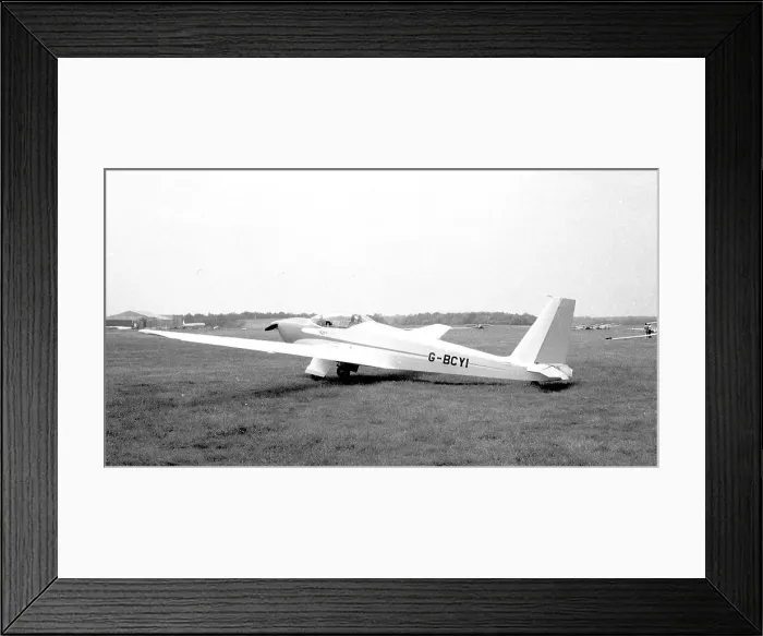 Framed Print : Schleicher ASK 16 G-BCYI Framed Print : Schleicher ASK 16 G-BCYI