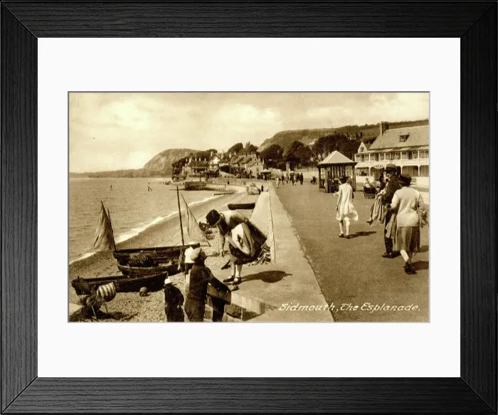 Framed Print : The Esplanade, Sidmouth, East Devon Framed Print : The Esplanade, Sidmouth, East Devon