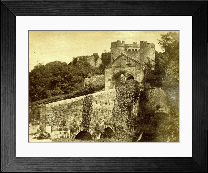 Framed Print : Entrance to Carisbrooke Castle, Isle of Wight Framed Print : Entrance to Carisbrooke Castle, Isle of Wight