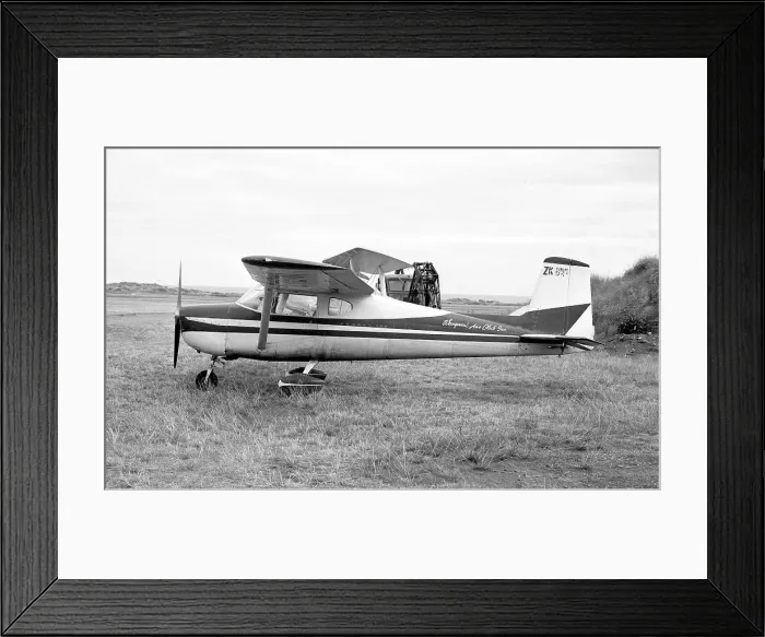 Framed Print : Cessna 150 ZK-BWi Framed Print : Cessna 150 ZK-BWi