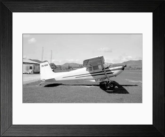 Framed Print : Cessna 180 ZK-BDB