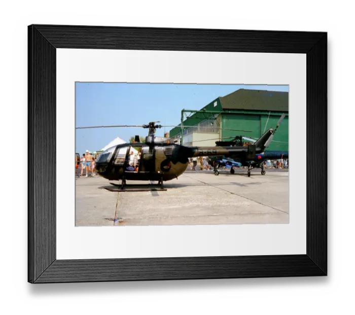 Framed Print : MBB Bo. 105CB-4 B-69 Framed Print : MBB Bo. 105CB-4 B-69