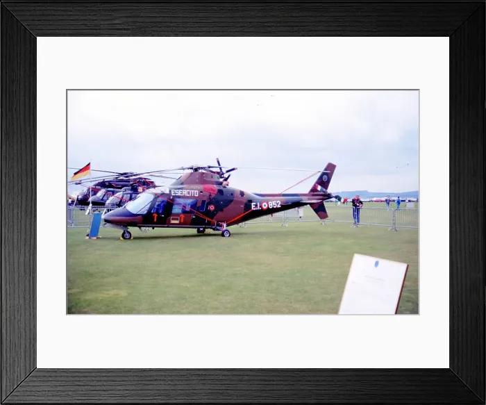 Framed Print : Agusta A. 109A MM81011 - E. i. 852 Framed Print : Agusta A. 109A MM81011 - E. i. 852