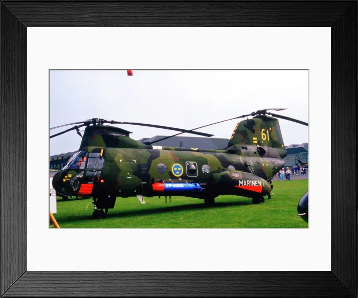 Framed Print : Boeing-Vertol 107-ii-15 Y-61 - 04061 Framed Print : Boeing-Vertol 107-ii-15 Y-61 - 04061