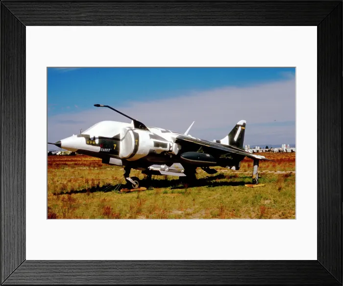 Framed Print : Hawker Siddeley AV-8C Harrier Framed Print : Hawker Siddeley AV-8C Harrier