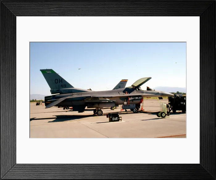 Framed Print : General Dynamics F-16C Fighting Falcon 85-1419 Framed Print : General Dynamics F-16C Fighting Falcon 85-1419