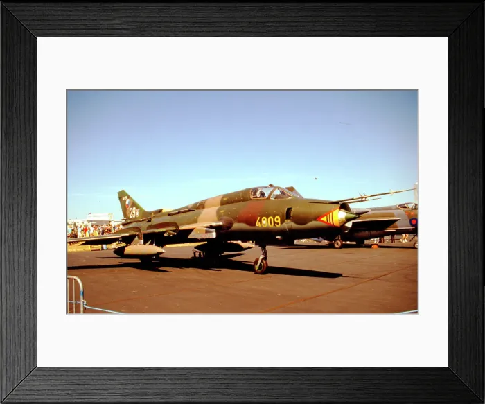 Framed Print : Sukhoi Su-22M-4 4009 Framed Print : Sukhoi Su-22M-4 4009