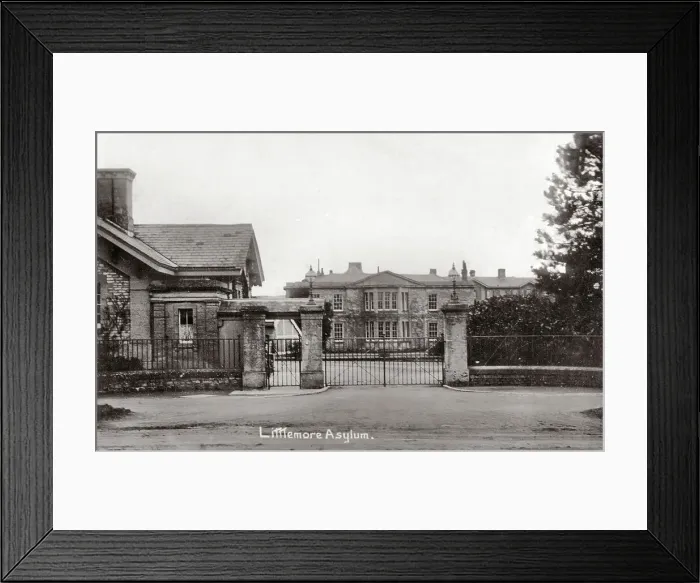 Framed Print : Littlemore Asylum, Oxford Framed Print : Littlemore Asylum, Oxford