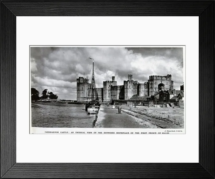 Framed Print : Caernarfon Castle Framed Print : Caernarfon Castle