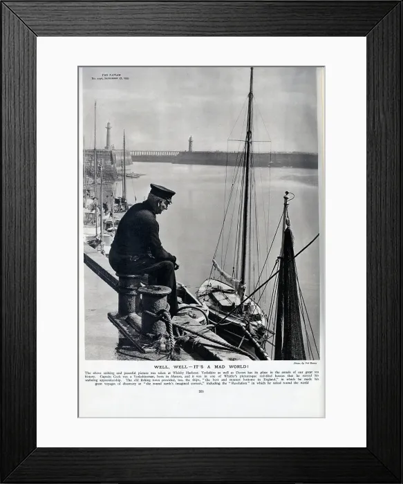 Framed Print : Whitby Harbour Framed Print : Whitby Harbour