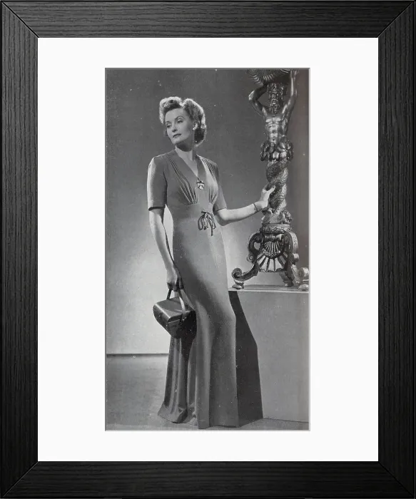 Framed Print : Elizabeth Arden dinner dress Framed Print : Elizabeth Arden dinner dress