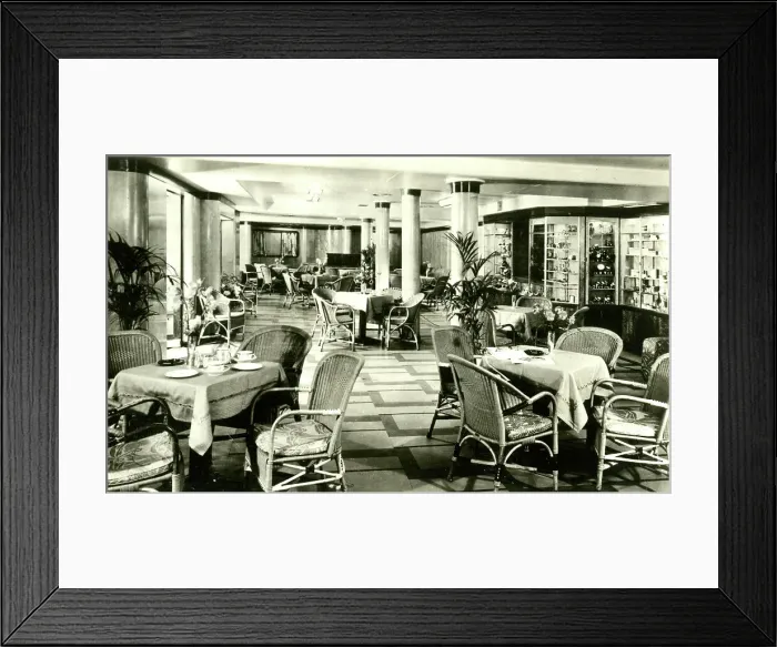 Framed Print : Cunard White Star, RMS Queen Mary, Lounge Framed Print : Cunard White Star, RMS Queen Mary, Lounge