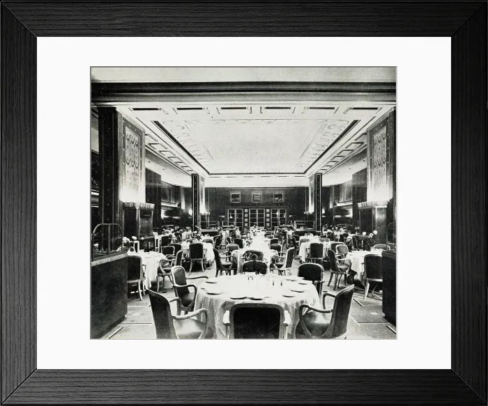 Framed Print : RMS Queen Elizabeth, Restaurant Framed Print : RMS Queen Elizabeth, Restaurant