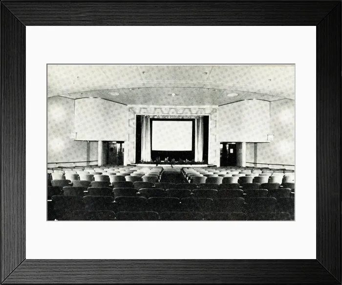 Framed Print : RMS Queen Elizabeth, Theatre Framed Print : RMS Queen Elizabeth, Theatre