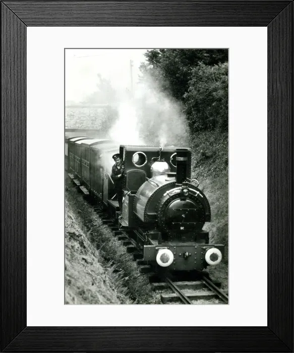 Framed Print : Steam locomotive No. 1 between Pendre and Tywyn Wharf Framed Print : Steam locomotive No. 1 between Pendre and Tywyn Wharf