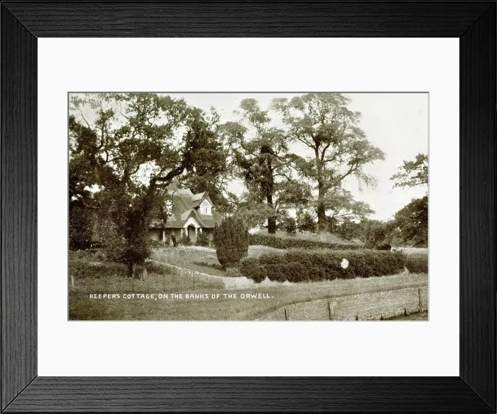 Framed Print : Keeper's Cottage, banks of the River Orwell, Suffolk Framed Print : Keeper's Cottage, banks of the River Orwell, Suffolk