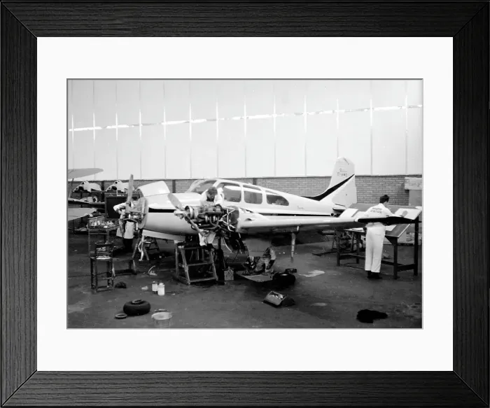 Framed Print : Beech B95A TravelAir EI-AMC Framed Print : Beech B95A TravelAir EI-AMC