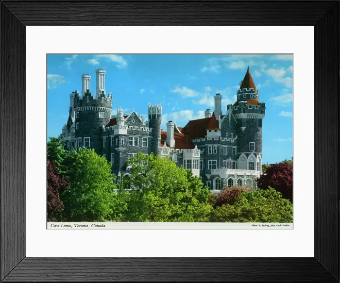 Framed Print : Toronto, Ontario, Canada - Casa Loma Framed Print : Toronto, Ontario, Canada - Casa Loma