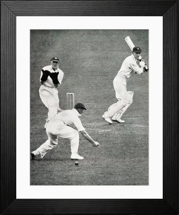 Framed Print : Len Hutton cutting McCabe past Waite at the Oval Framed Print : Len Hutton cutting McCabe past Waite at the Oval