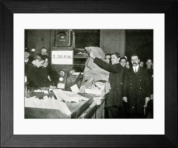 Framed Print : Letters arrive for sorting at the London General Post Office Framed Print : Letters arrive for sorting at the London General Post Office