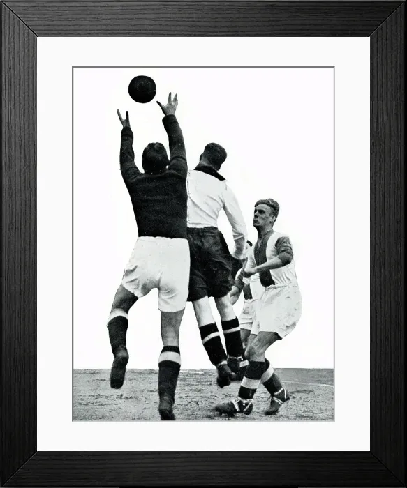 Framed Print : Oldham Athletic v Bury football match semi-final Framed Print : Oldham Athletic v Bury football match semi-final