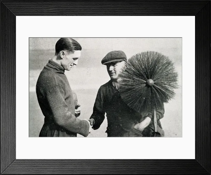 Framed Print : Leslie Howe of Tottenham Hotspur with chimney sweep Framed Print : Leslie Howe of Tottenham Hotspur with chimney sweep