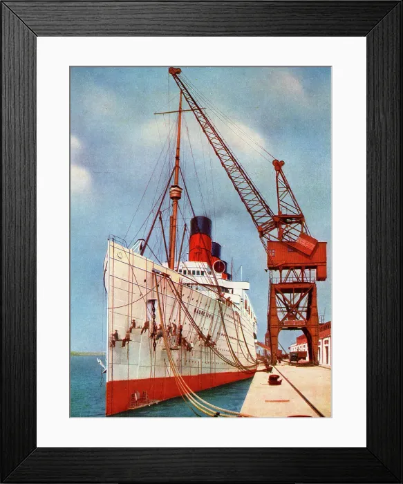 Framed Print : RMS Mauretania, transatlantic liner, at Southampton Framed Print : RMS Mauretania, transatlantic liner, at Southampton