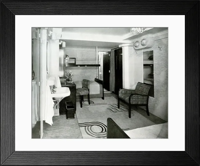Framed Print : RMS Queen Mary, Tourist Bedroom Framed Print : RMS Queen Mary, Tourist Bedroom