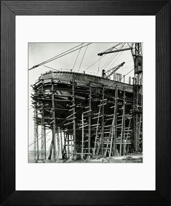 Framed Print : RMS Queen Mary under construction, Clydebank Framed Print : RMS Queen Mary under construction, Clydebank