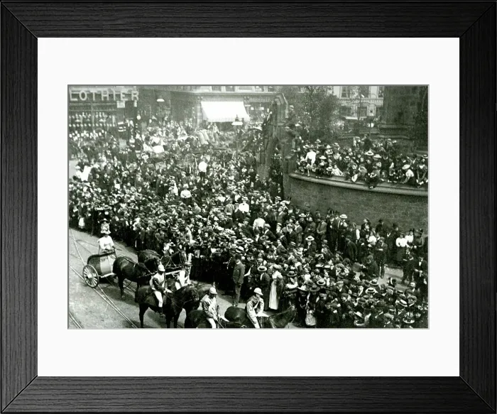 Framed Print : Barnum and Bailey's Show and Circus, Nottingham Framed Print : Barnum and Bailey's Show and Circus, Nottingham