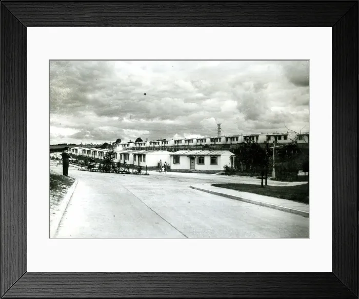 Framed Print : Atomic Energy Research Establishment, Harwell, Oxon Framed Print : Atomic Energy Research Establishment, Harwell, Oxon