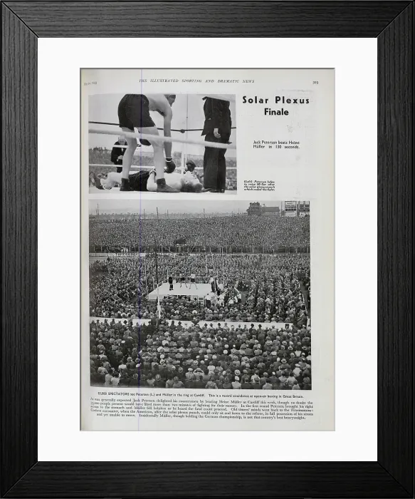 Framed Print : Crowds at a Boxing Match Framed Print : Crowds at a Boxing Match