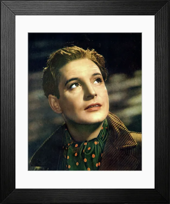 Framed Print : Robert Donat, English stage and film actor Framed Print : Robert Donat, English stage and film actor