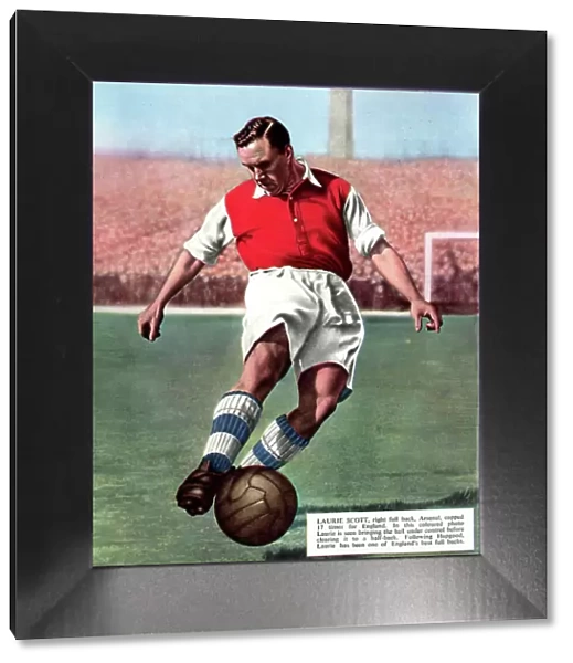 Laurie Scott, Arsenal and England footballer