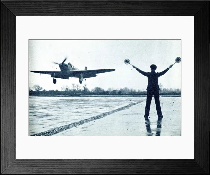 Framed Print : Fleet Air Arm plane practising deck landing, WW2 Framed Print : Fleet Air Arm plane practising deck landing, WW2