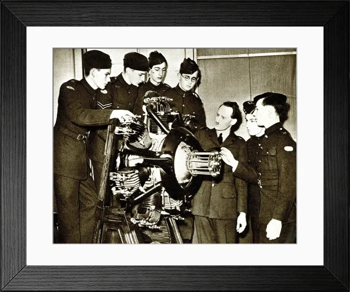 Framed Print : RAF cadets learning about the aero engine, WW2 Framed Print : RAF cadets learning about the aero engine, WW2