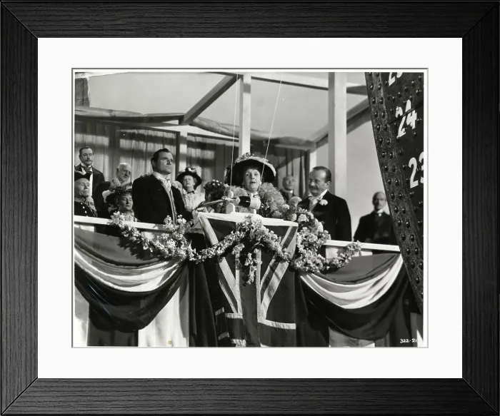 Framed Print : RMS Titanic - A Night to Remember, film still Framed Print : RMS Titanic - A Night to Remember, film still