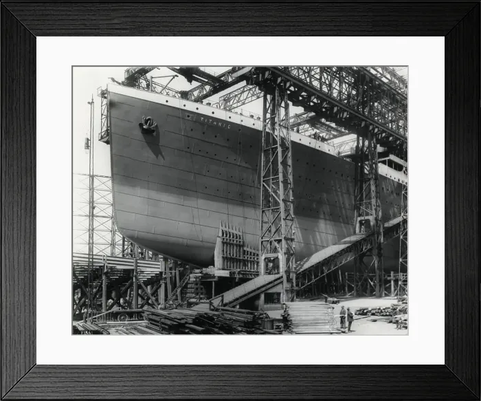 Framed Print : RMS Titanic under construction, Harland and Wolff Framed Print : RMS Titanic under construction, Harland and Wolff